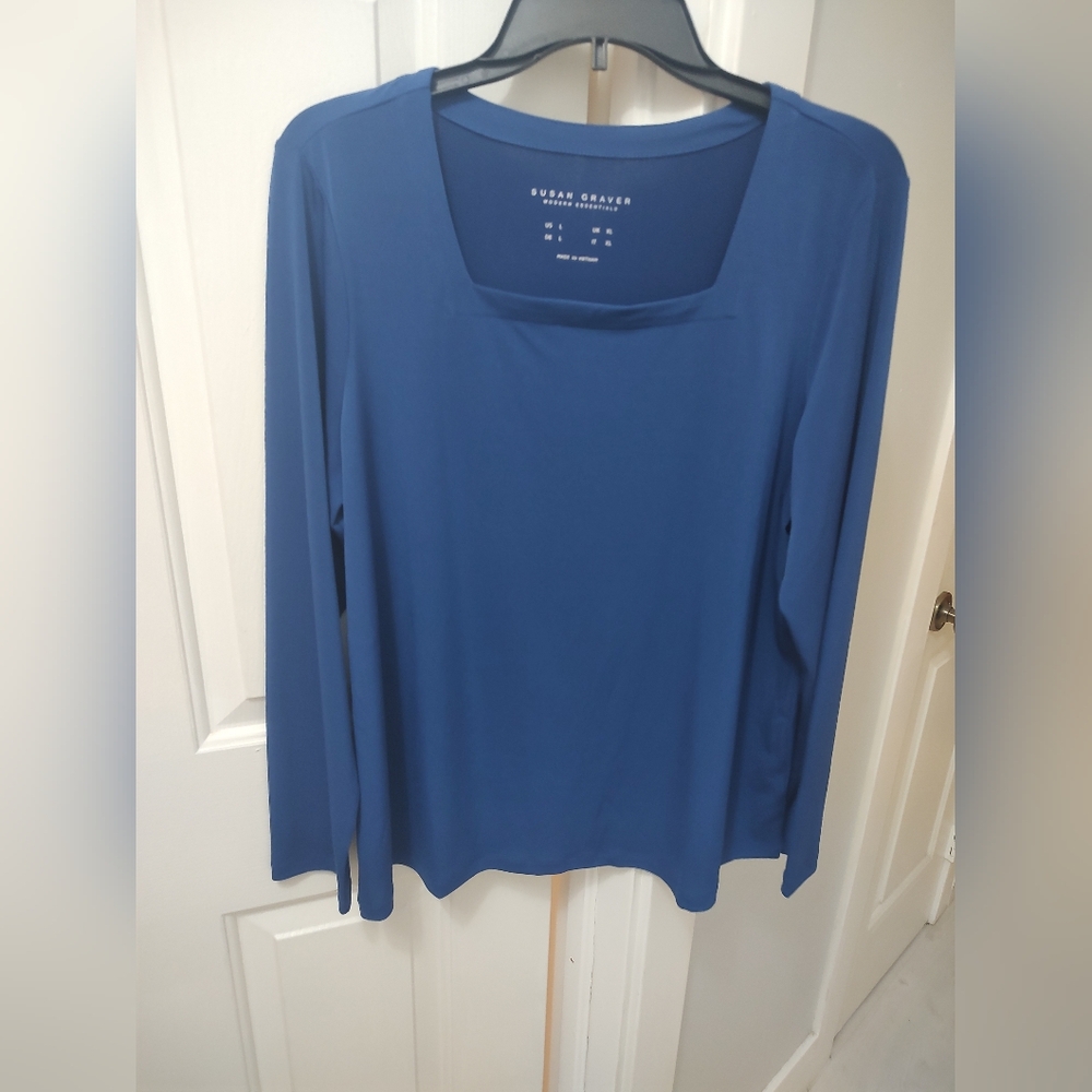 Susan Graver (L) Pretty Blue Top